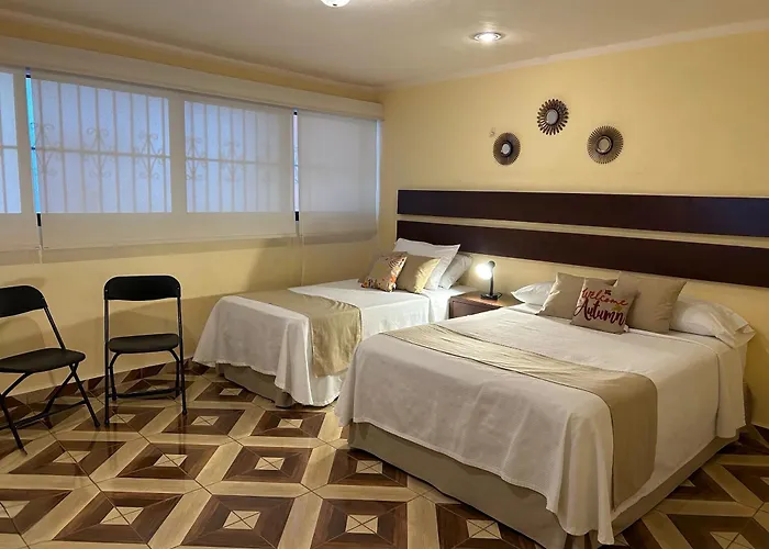 Villa Casa 3 Torres en el Barrio Santiago, Centro. Mérida